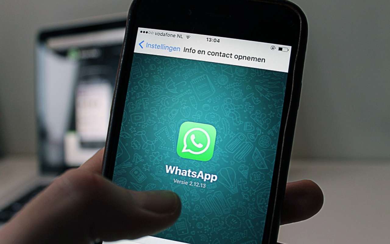 whatsapp conversazioni