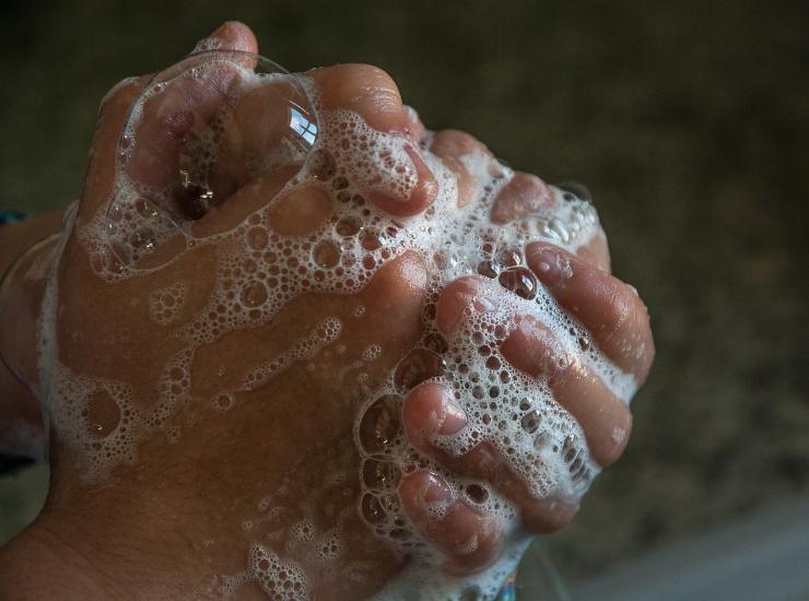 lavare bene le mani
