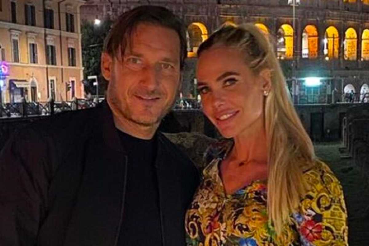 Ilary Blasi e Francesco Totti divorzio - TeleReggioCalabria