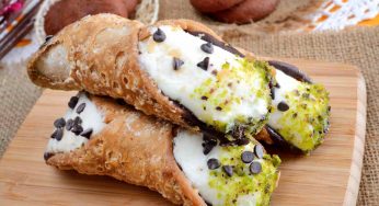 Lo sai perché il cannolo ha questa forma? Dipende da un rubinetto