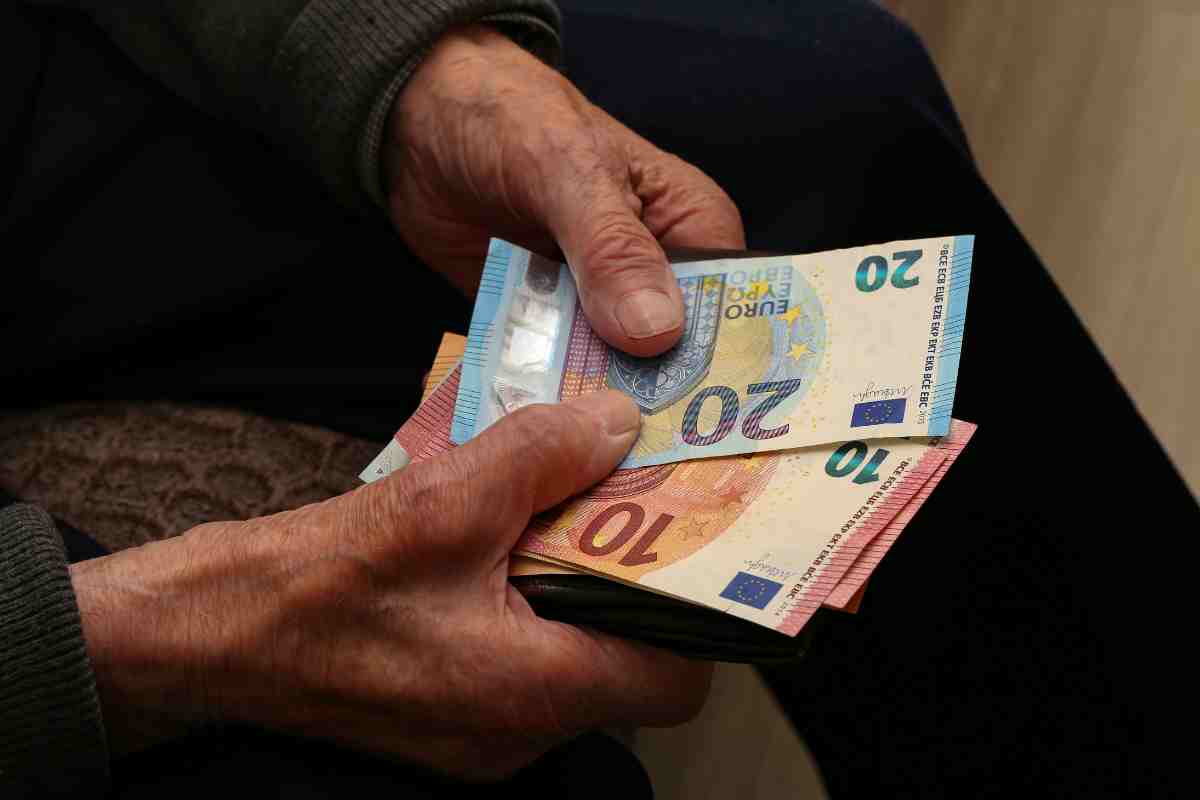 Pensioni in aumento -  Telereggiocalabria.it