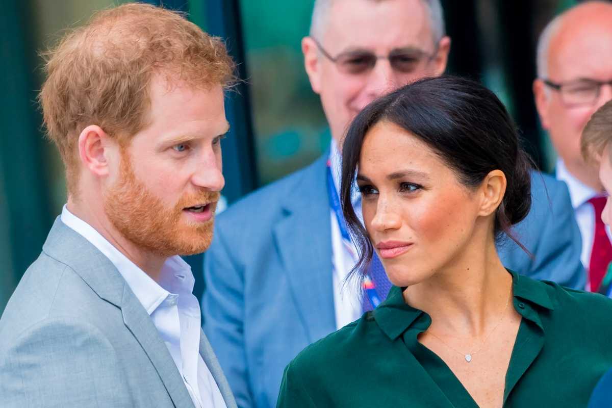 Harry e Meghan inseguimento Diana - TeleReggioCalabria