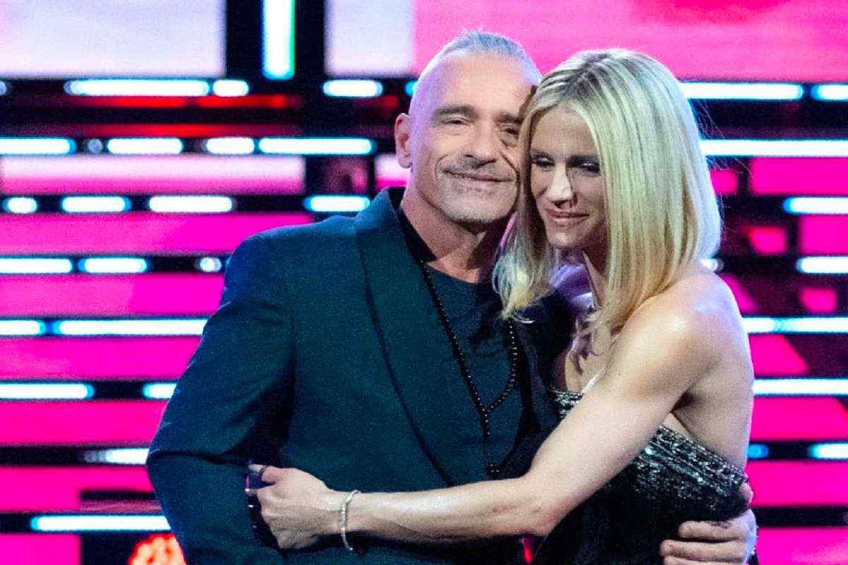 Michelle Hunziker e Ramazzotti insieme - TeleReggioCalabria