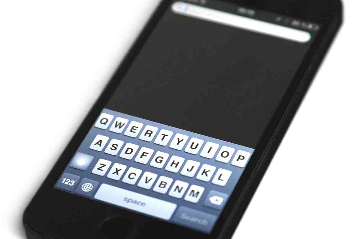 Cambiare sfondo alla tastiera dell'iPhone - Telereggiocalabria.it